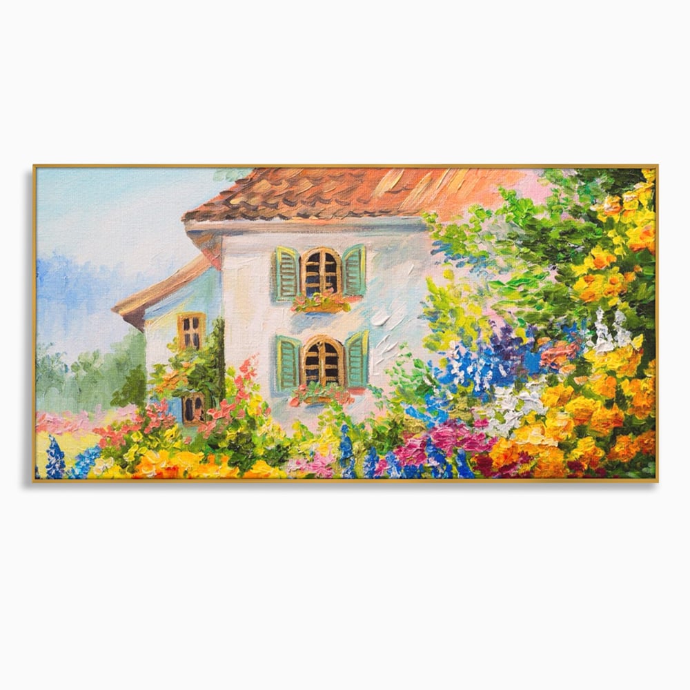 Tablou canvas cu pictura cu casa alba si flori, in rama de aluminiu auriu